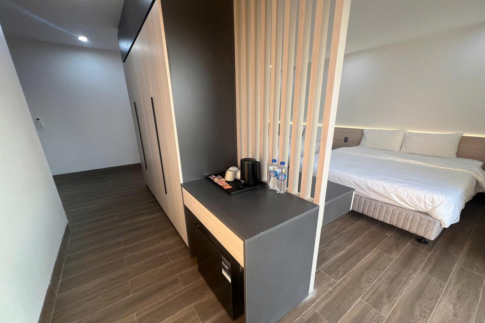 Thao Trang Hotel Донг Хой Екстериор снимка