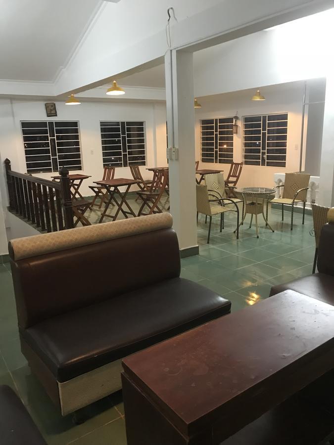 Thao Trang Hotel Донг Хой Екстериор снимка