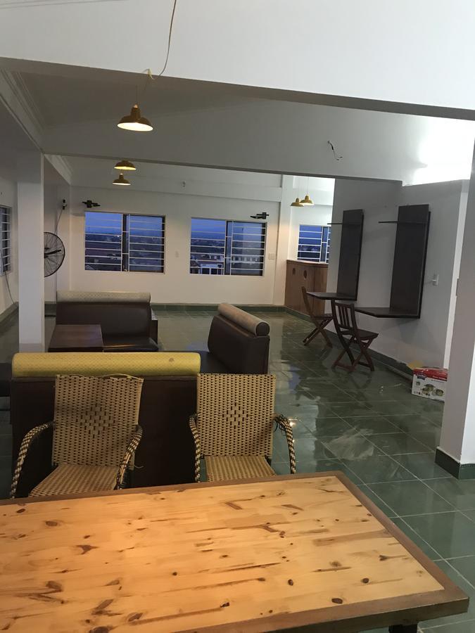 Thao Trang Hotel Донг Хой Екстериор снимка